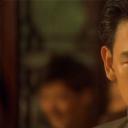 庭院里的女人剧照