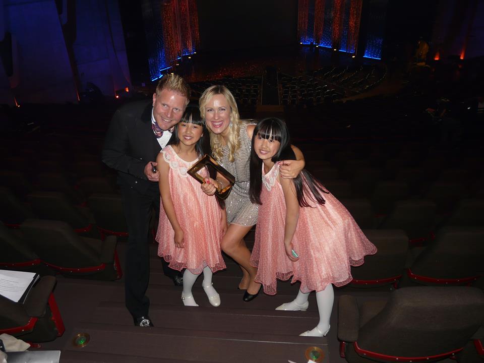 双胞胎姐妹剧照的剧照