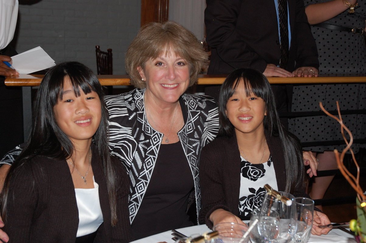 双胞胎姐妹剧照的剧照