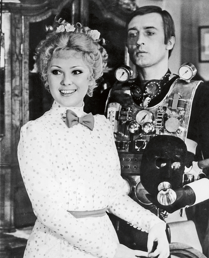 阿黛尔还没吃晚餐剧照的剧照