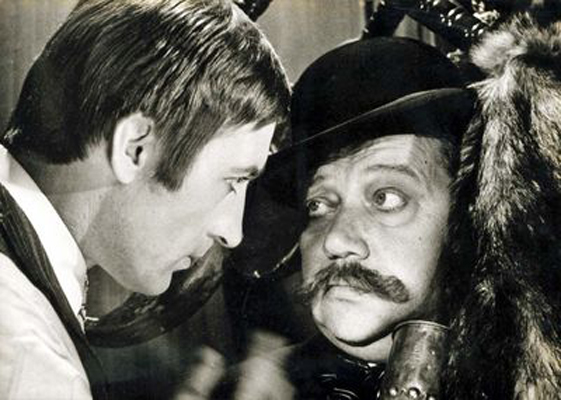 阿黛尔还没吃晚餐剧照的剧照