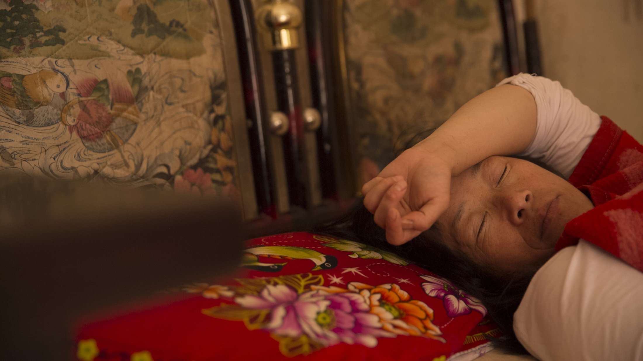 摇摇晃晃的人间剧照的剧照