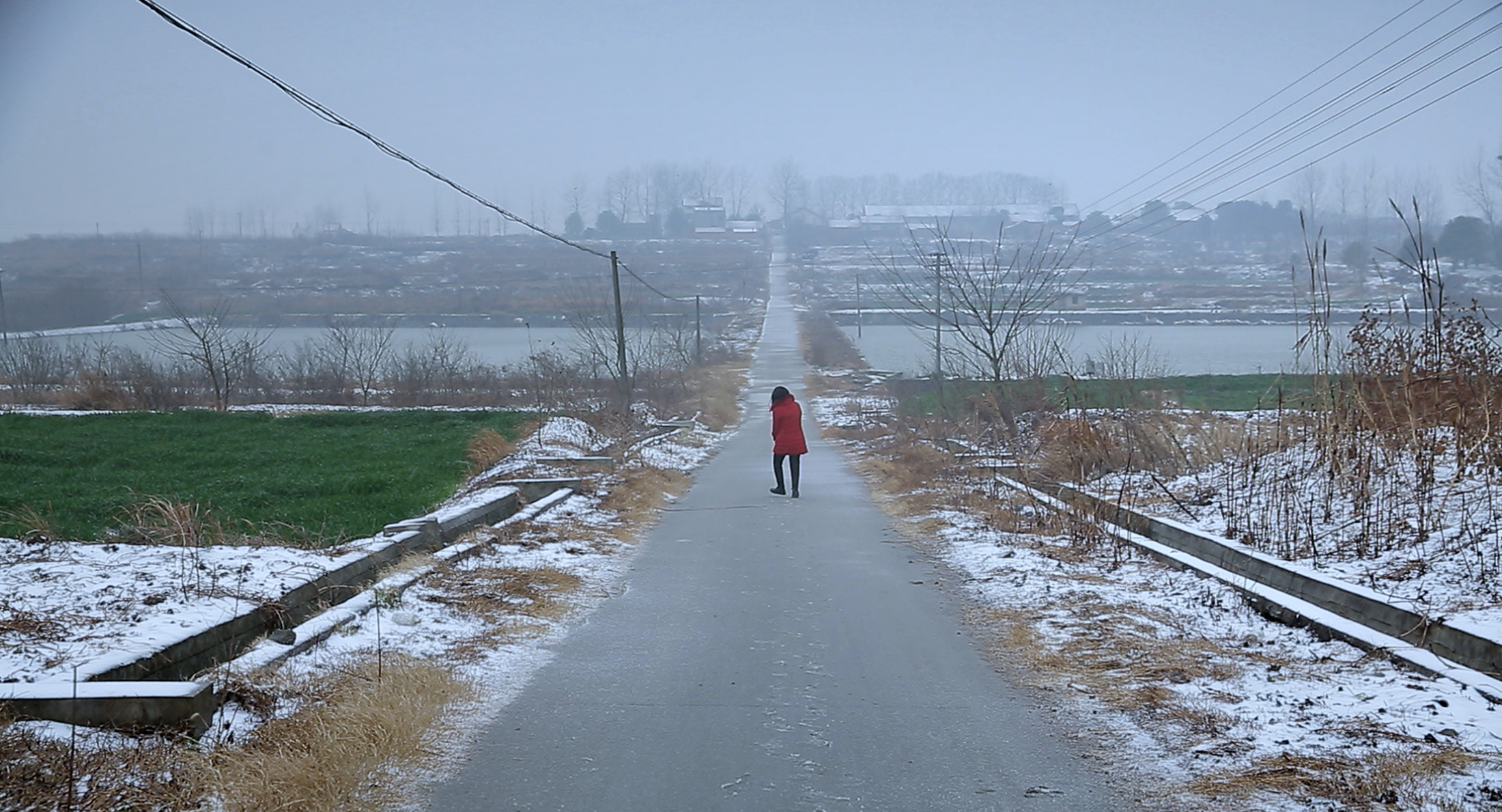 摇摇晃晃的人间剧照的剧照