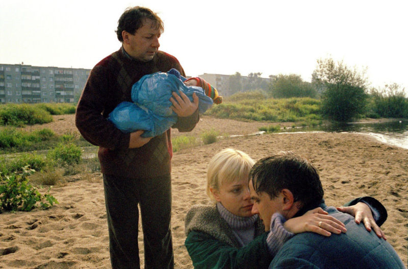 遥远的光辉剧照的剧照