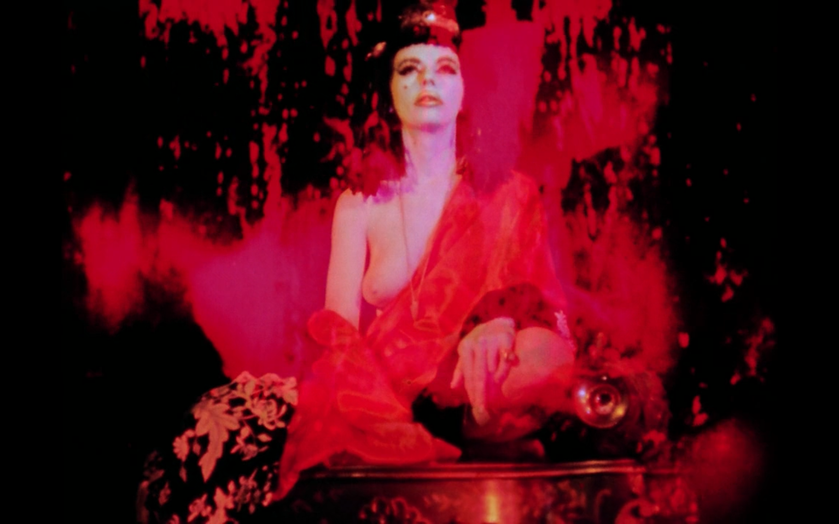 极乐大厦揭幕剧照的剧照