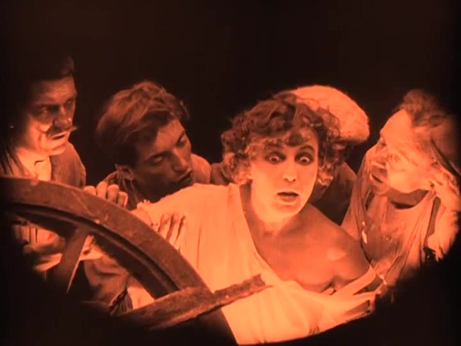 铁路的白蔷薇剧照的剧照