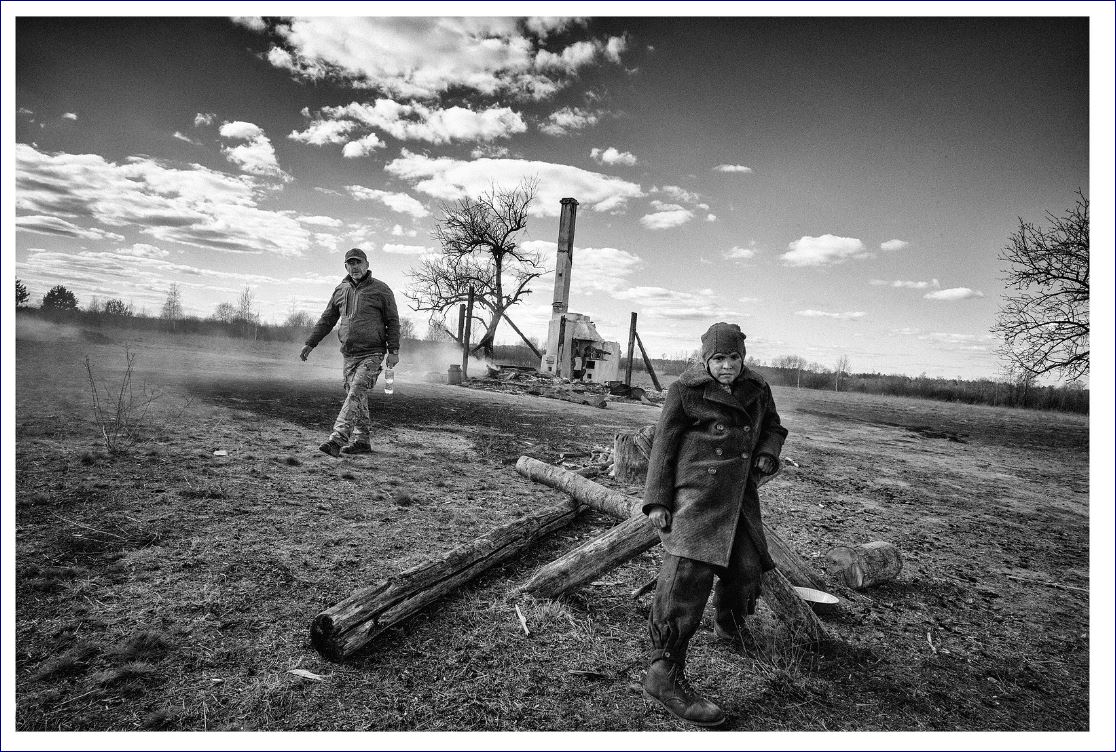 被涂污的鸟剧照的剧照