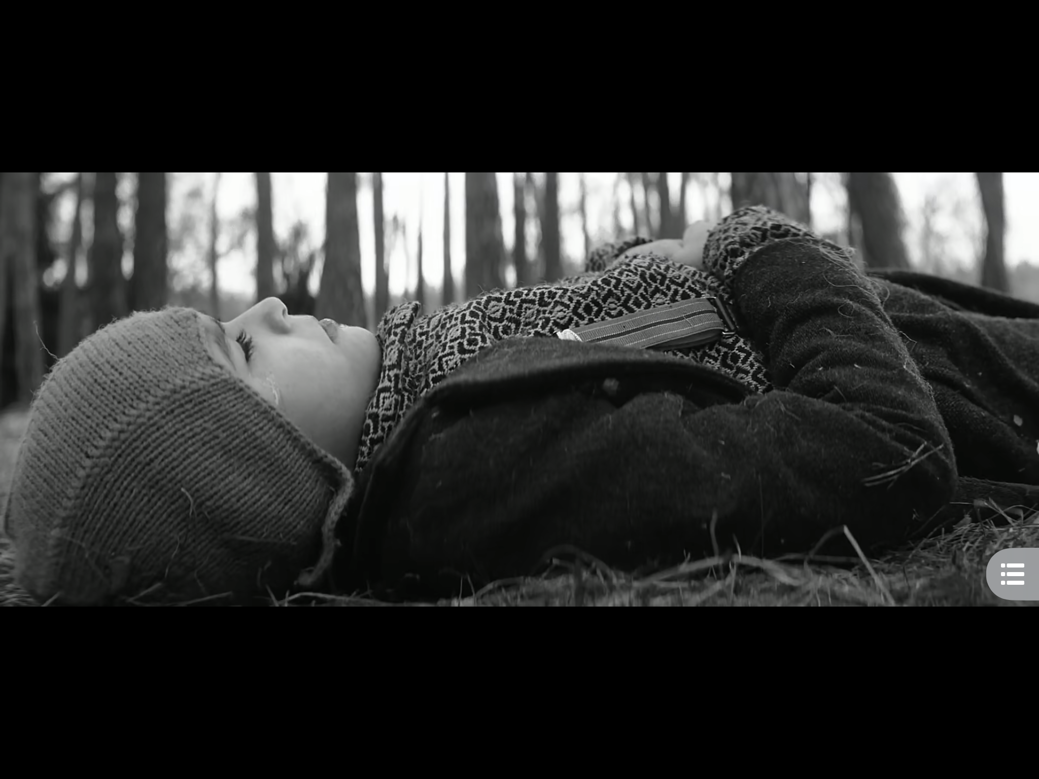 被涂污的鸟剧照的剧照