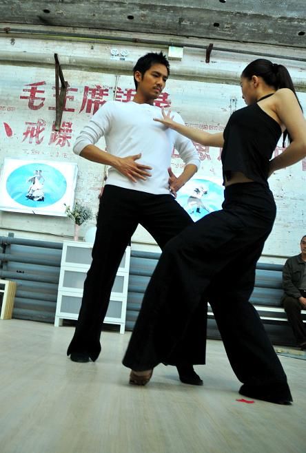 斗爱剧照的剧照