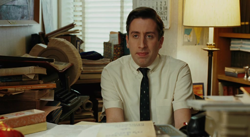 严肃的男人剧照的剧照