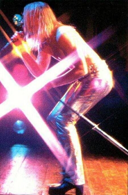 天鹅绒金矿剧照的剧照