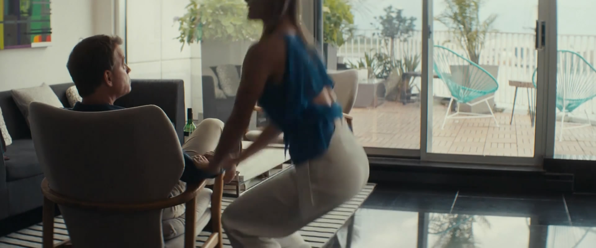 信不信由你剧照的剧照