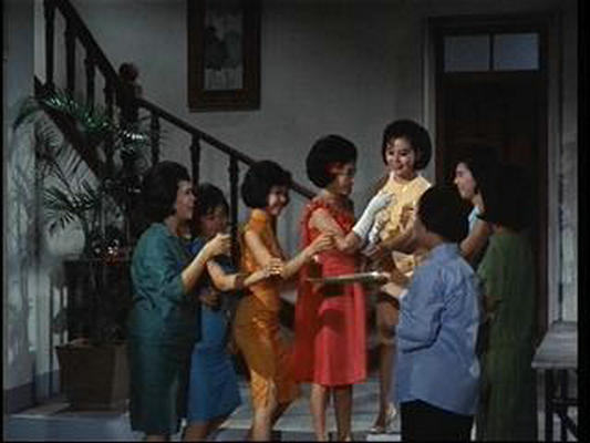 一水隔天涯剧照的剧照