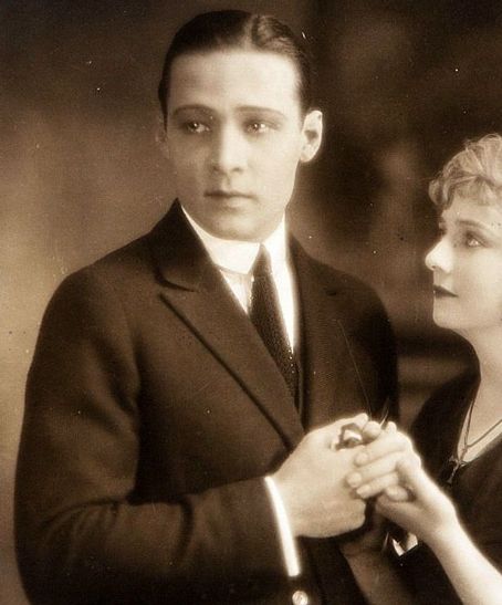 爱的力量剧照的剧照