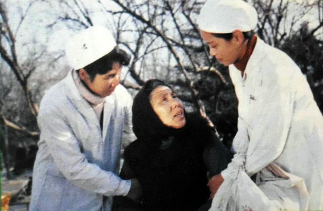 白杨树下剧照的剧照