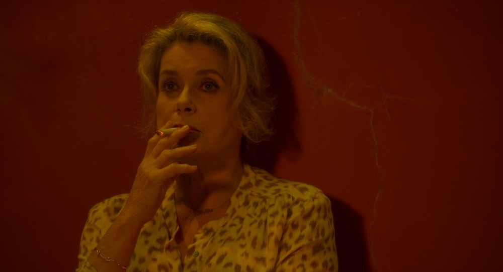 她在路上剧照的剧照