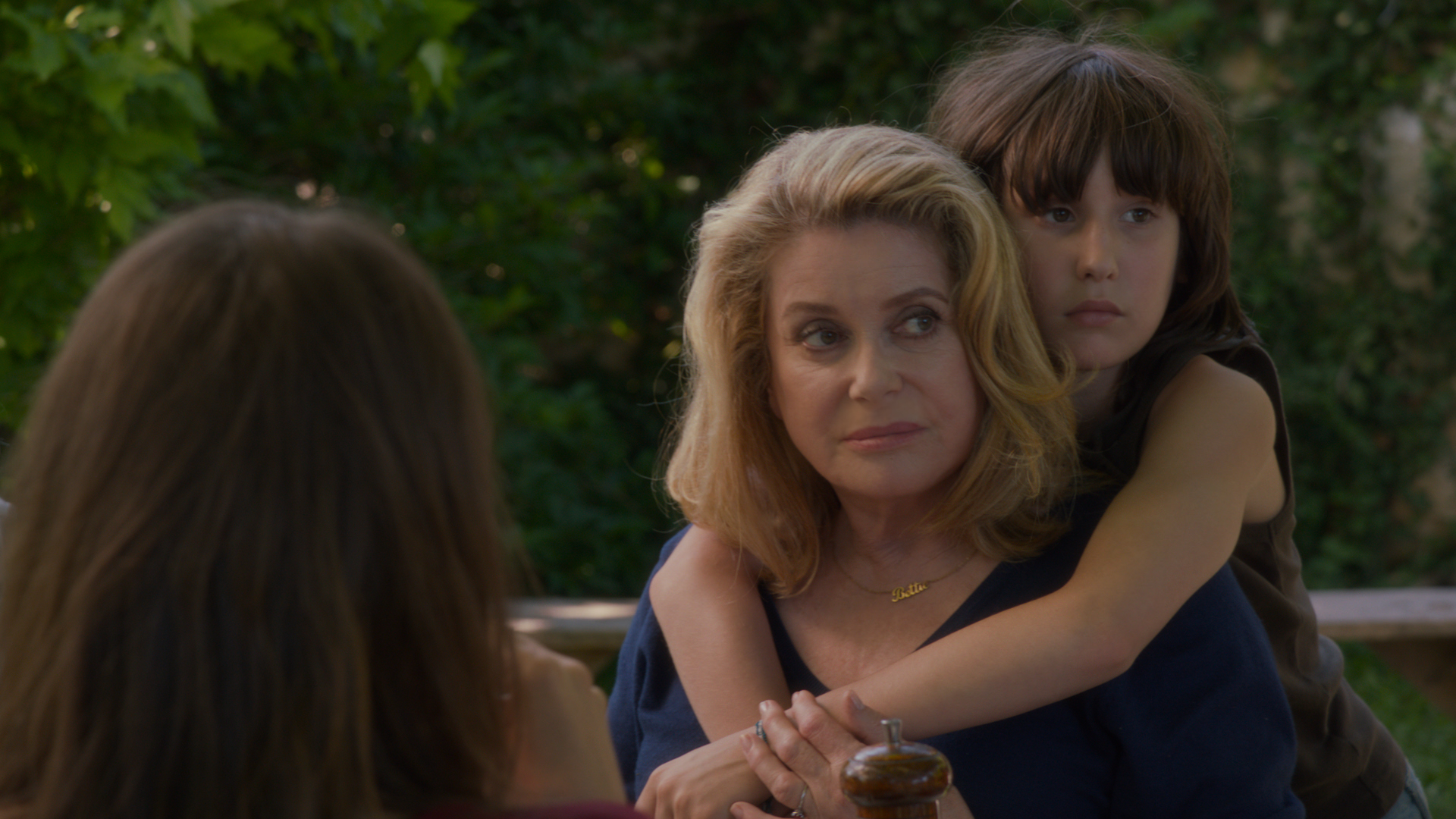 她在路上剧照的剧照