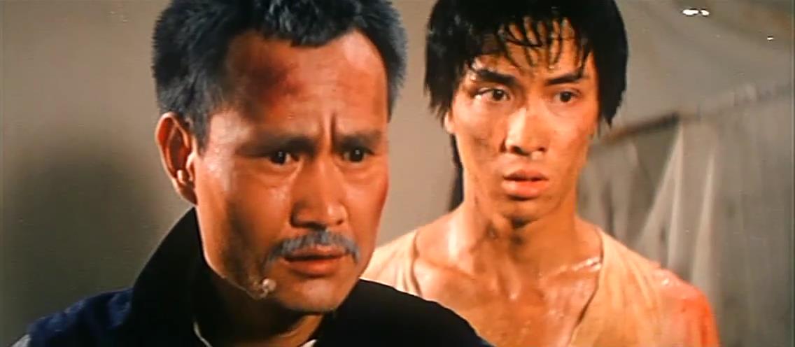 人吓鬼剧照的剧照