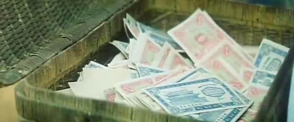 人吓鬼剧照的剧照