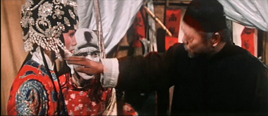 人吓鬼剧照的剧照