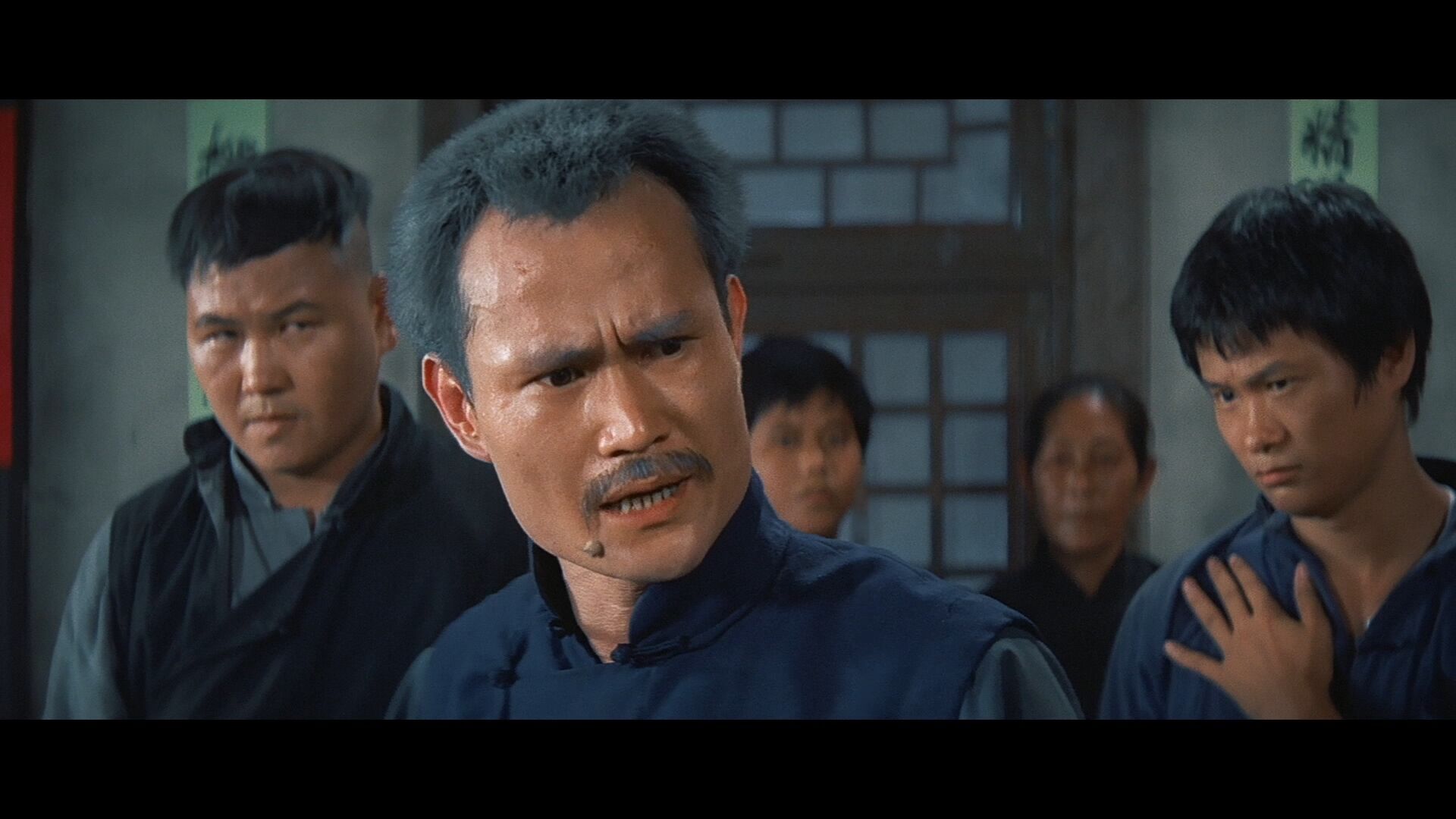 人吓鬼剧照的剧照