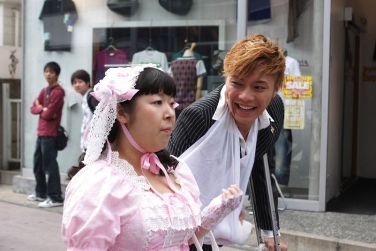 六宅一生剧照的剧照