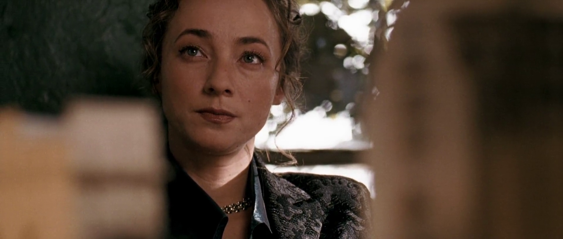 守日人剧照的剧照