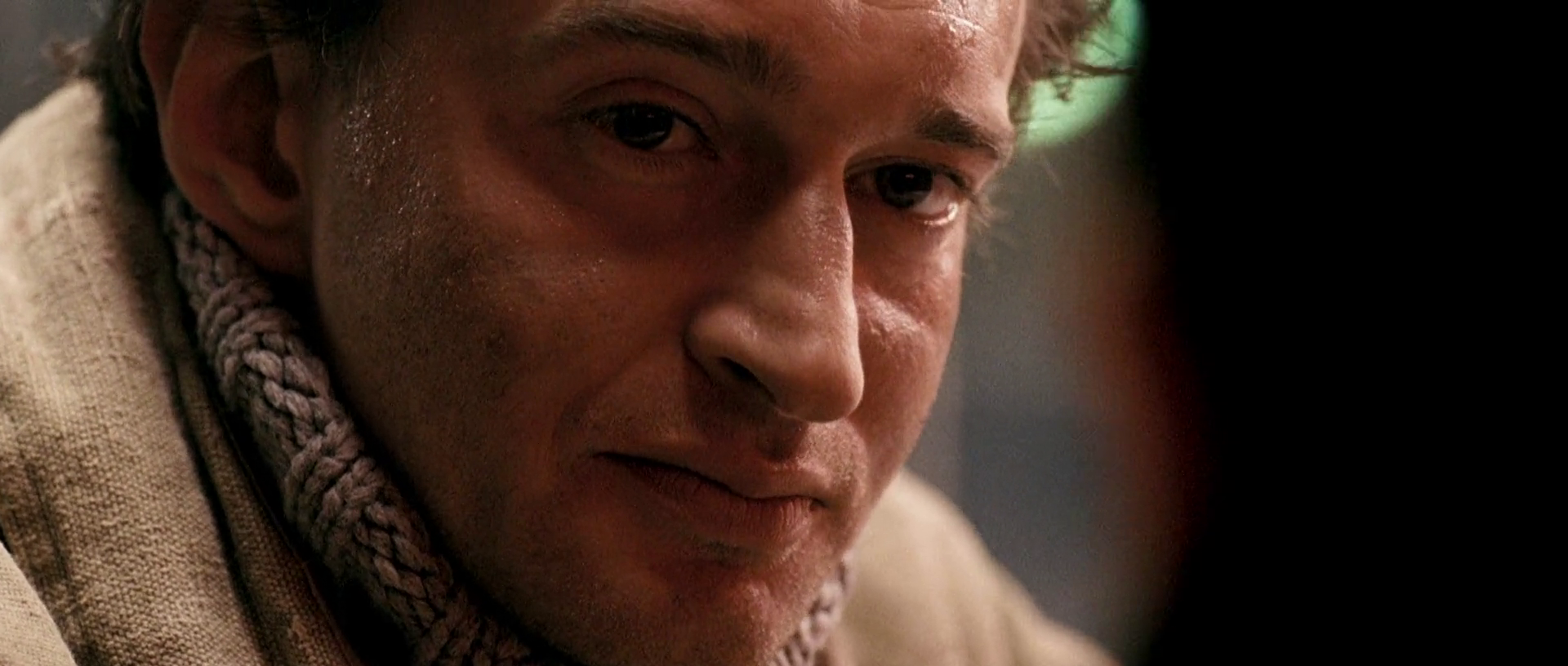 守日人剧照的剧照