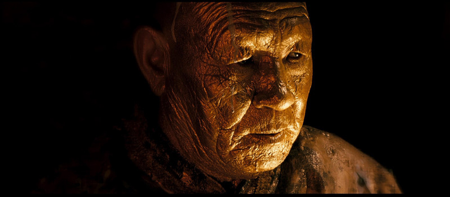 守日人剧照的剧照