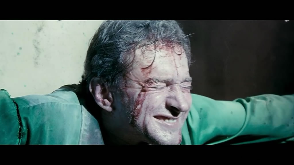 守日人剧照的剧照