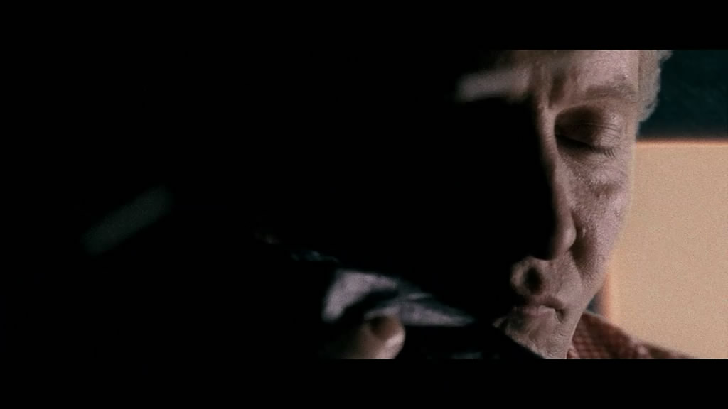 守日人剧照的剧照