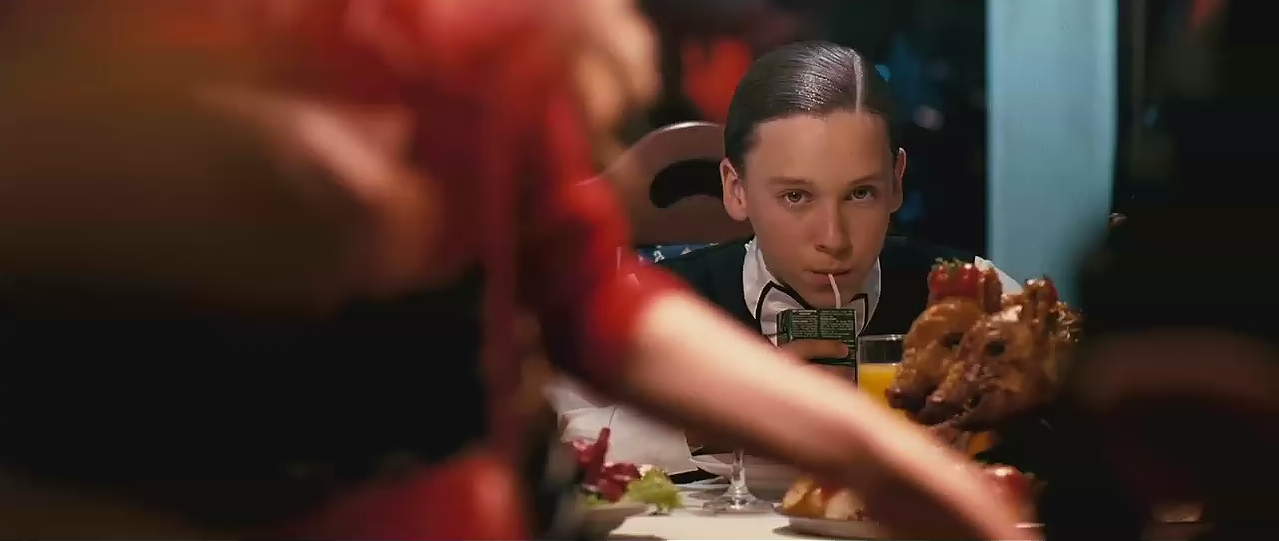 守日人剧照的剧照