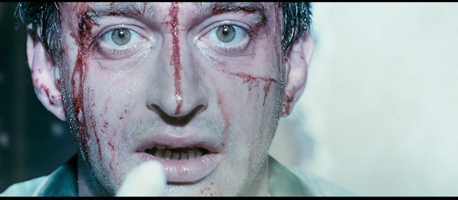 守日人剧照的剧照