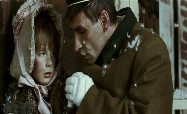 人体雕像剧照的剧照