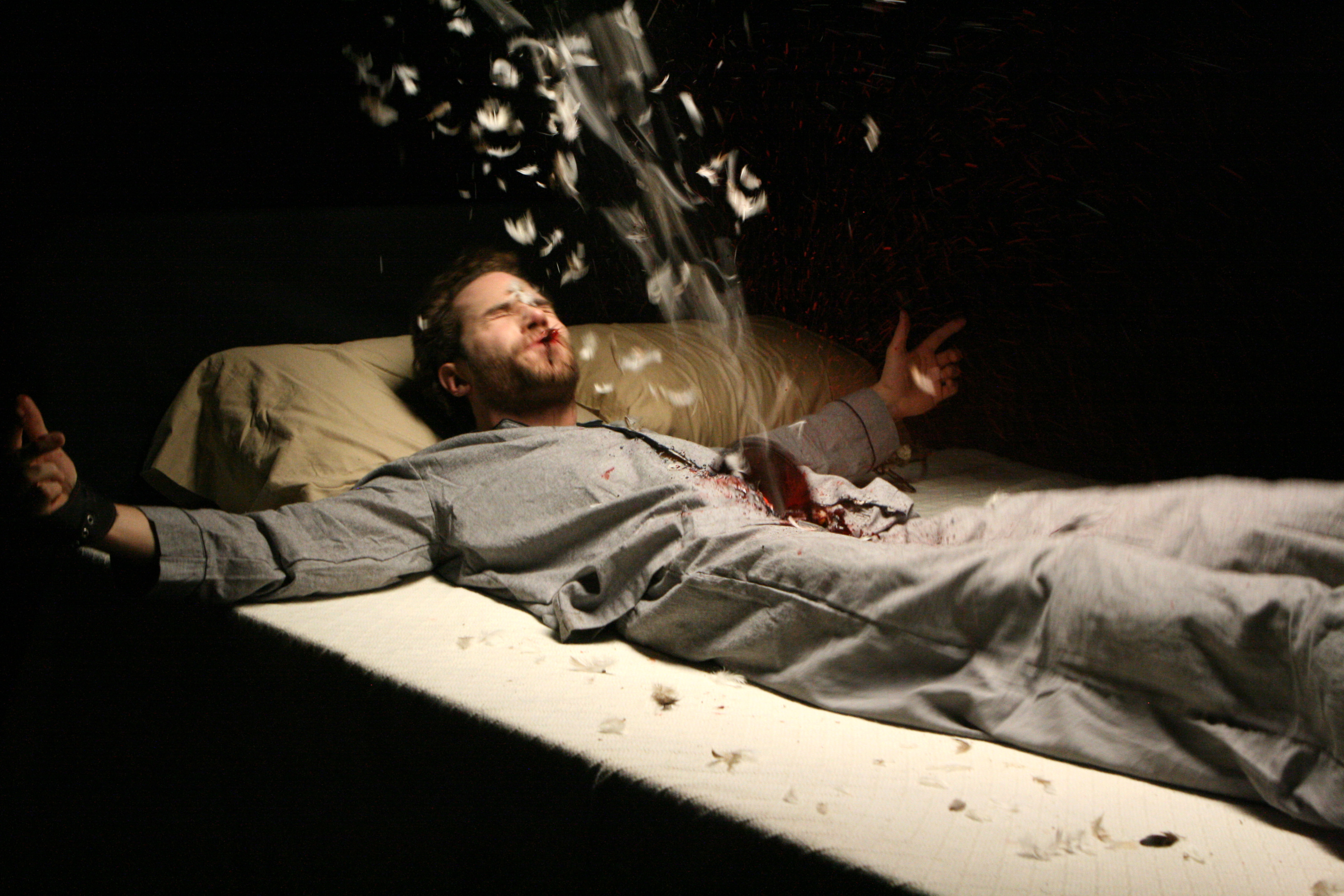 离奇剧院剧照的剧照