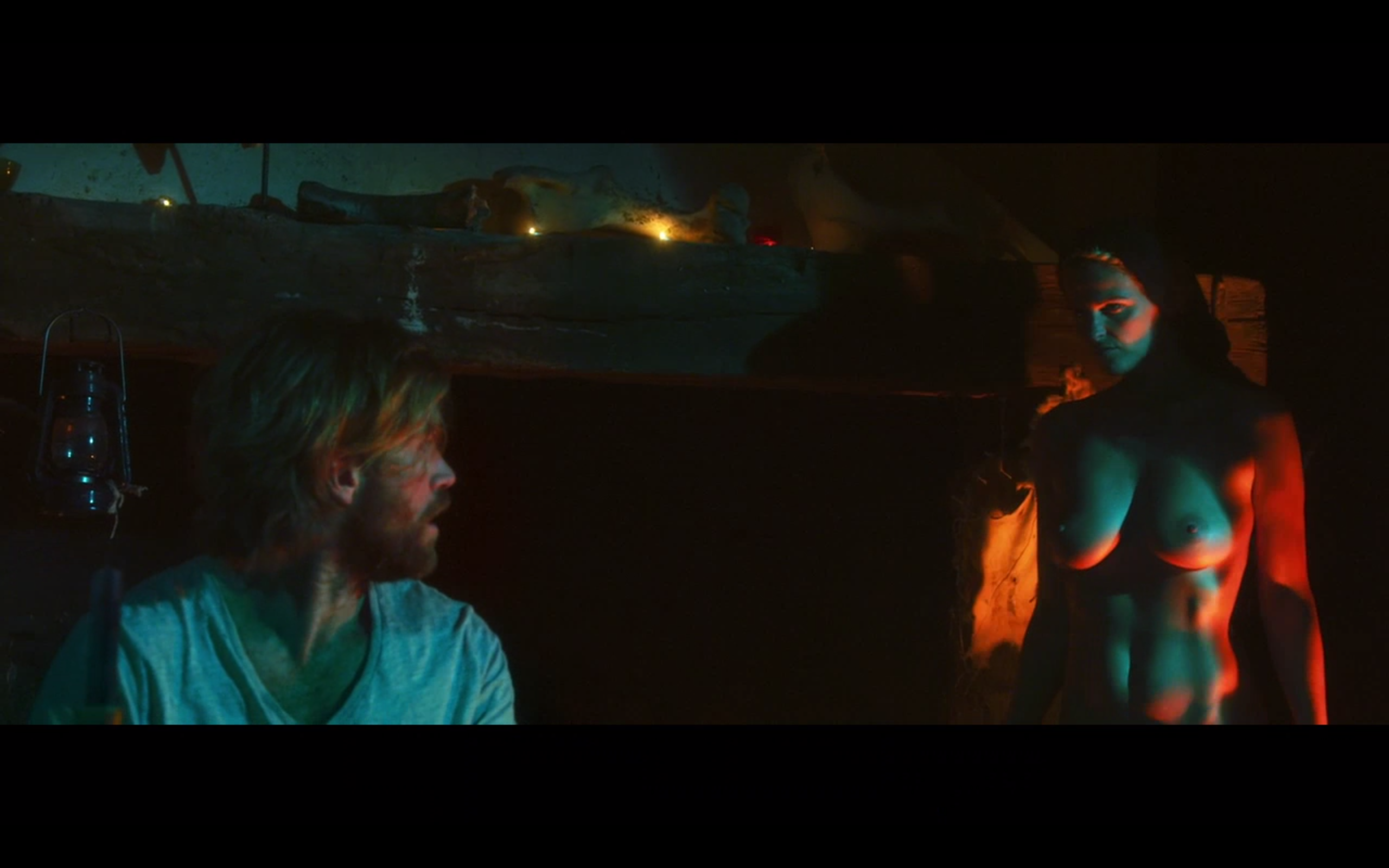 离奇剧院剧照的剧照