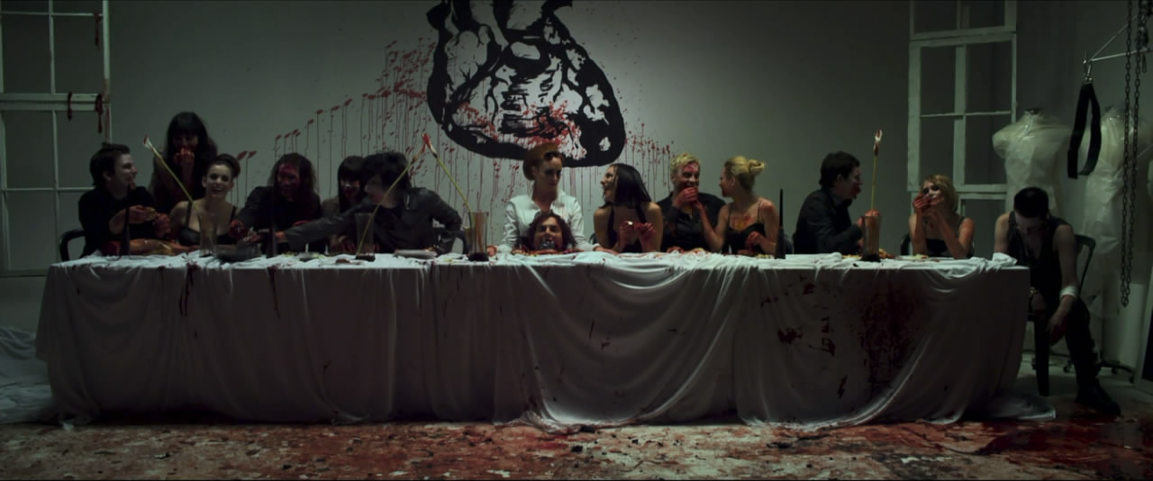 离奇剧院剧照的剧照