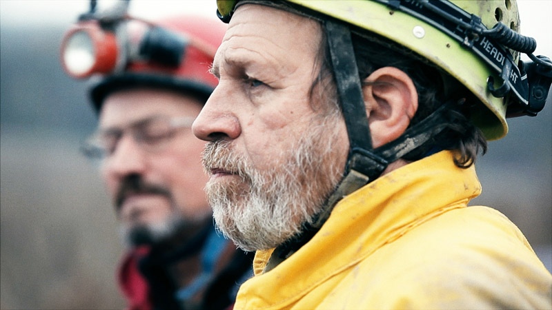 洞穴求生剧照的剧照