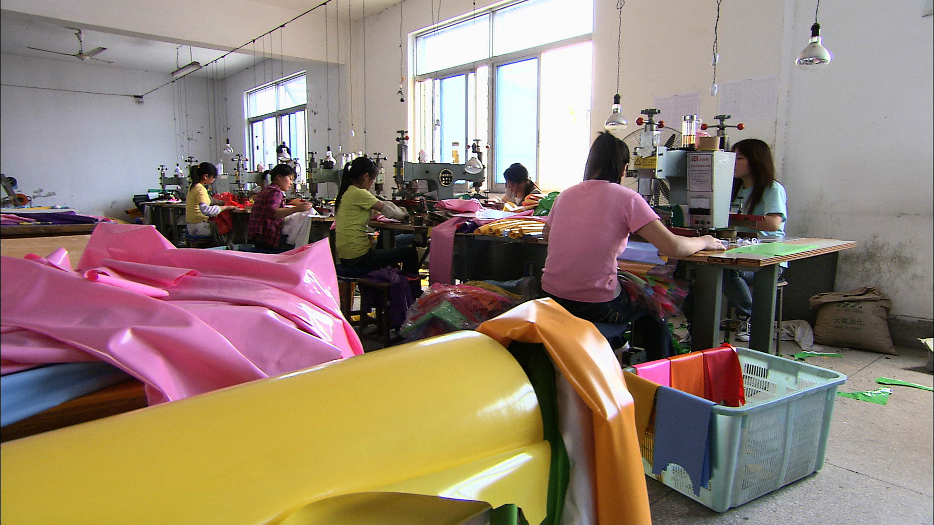 塑料星球剧照的剧照