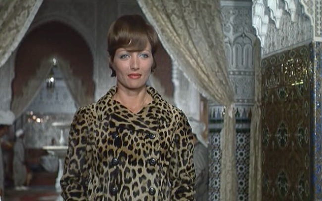 玛丽-香塔和卡医生剧照的剧照