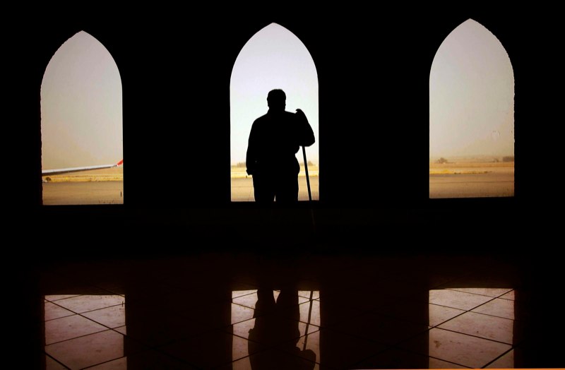 阿布·拉伊德机长剧照的剧照