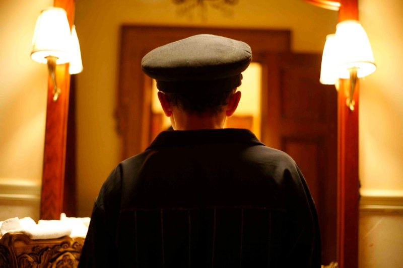 阿布·拉伊德机长剧照的剧照