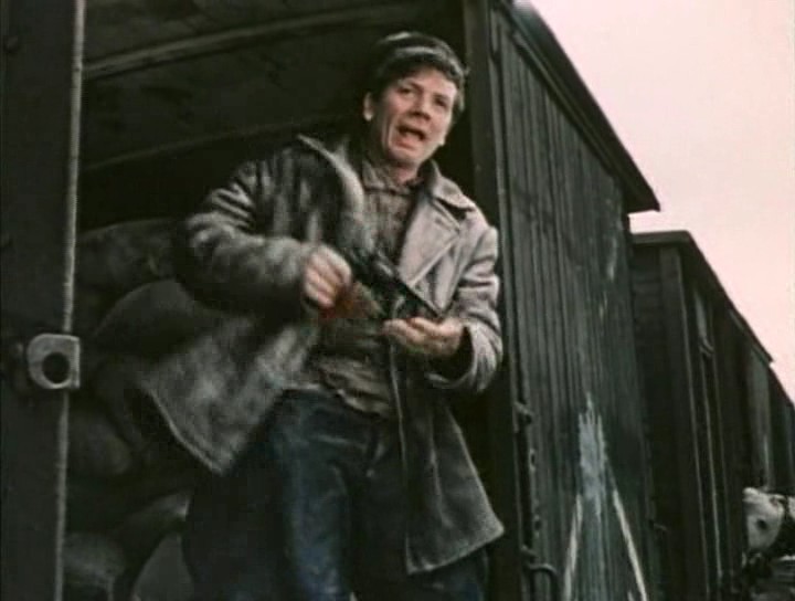 共产党员剧照的剧照