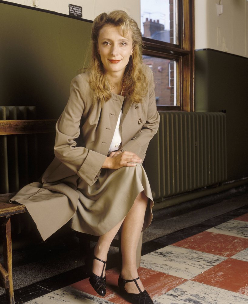 哭泣的男人剧照的剧照