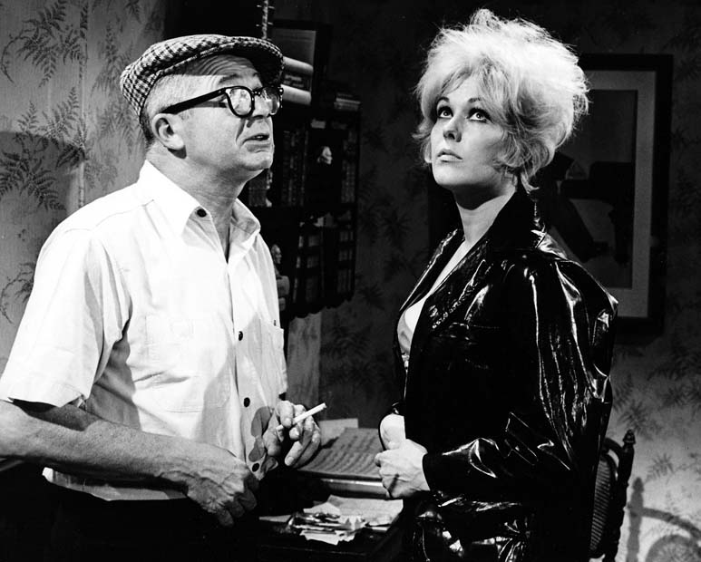 红唇相吻剧照的剧照