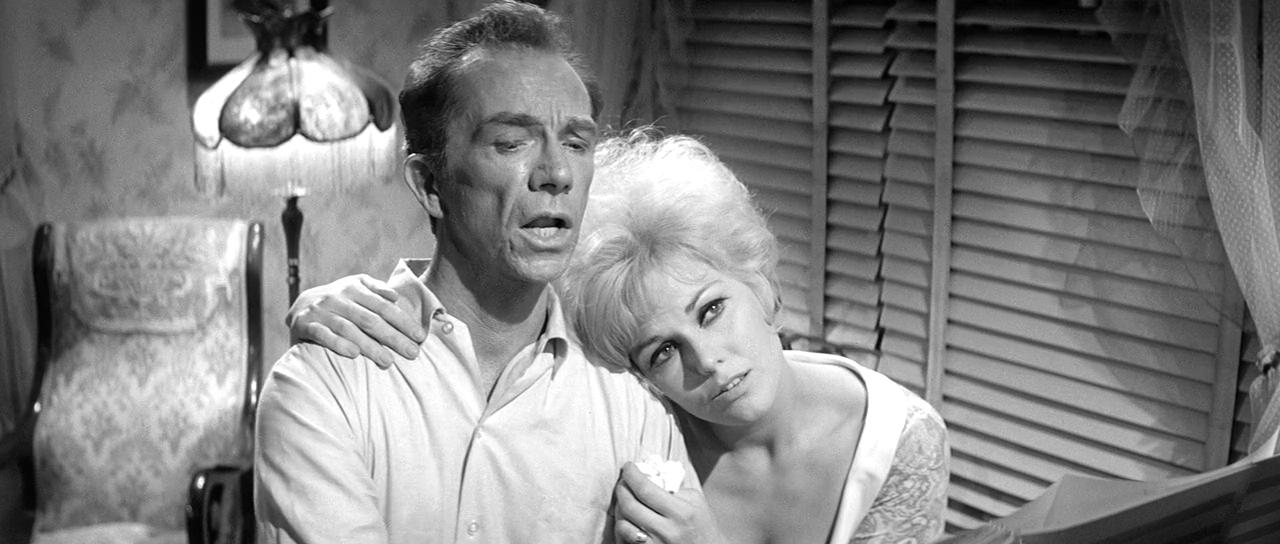 红唇相吻剧照的剧照