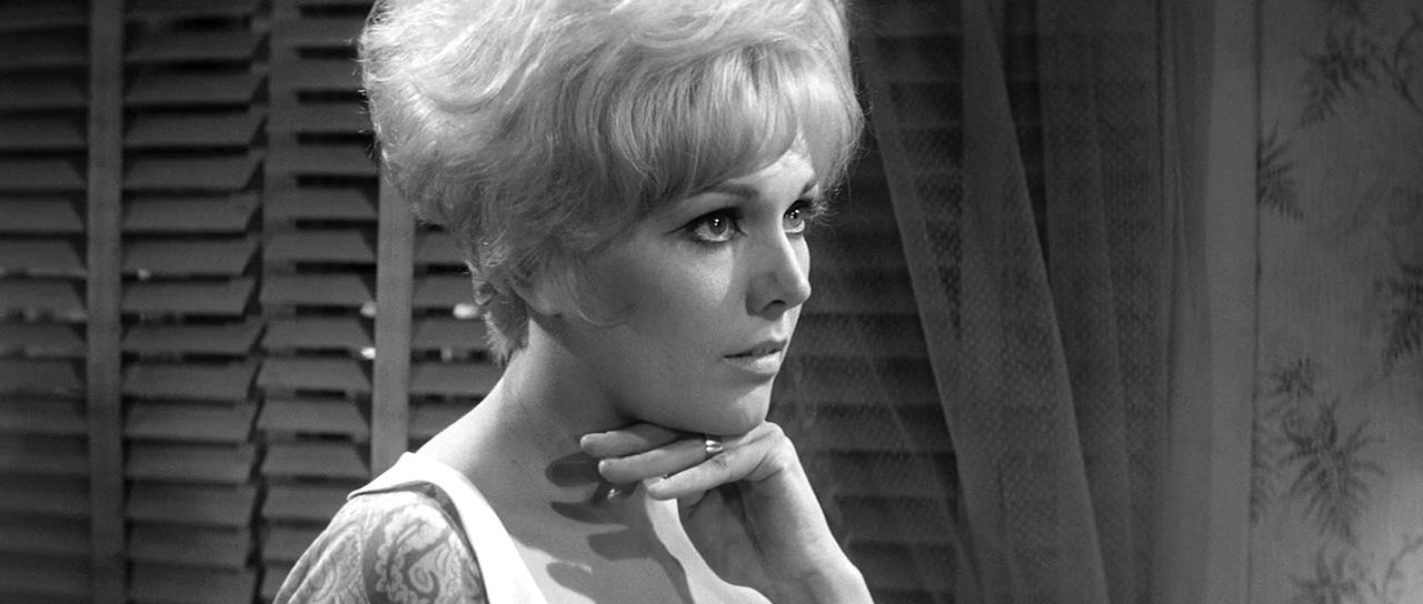 红唇相吻剧照的剧照