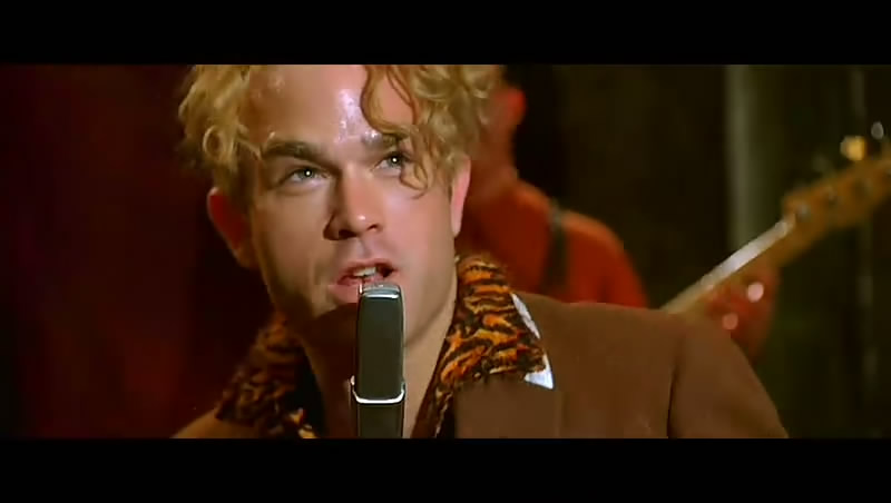 与歌同行剧照的剧照