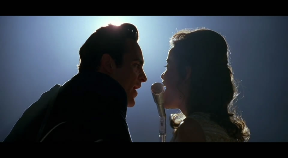 与歌同行剧照的剧照