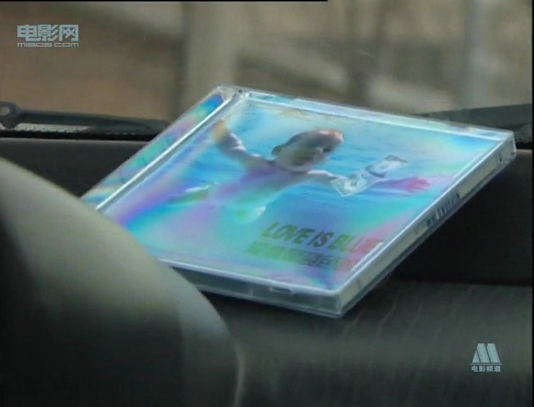 爱情是蓝色的剧照的剧照